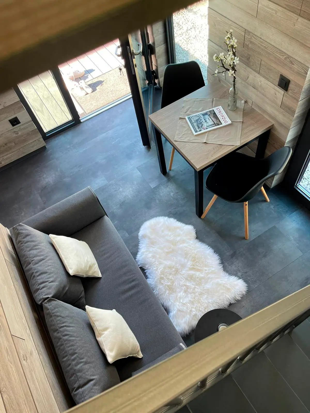 DQTower-Wohnzimmer-Top-1 Modern Modular - Image 20